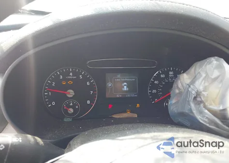 2016 Kia Sorento 2.4L Lx z USA, uszkodzony, nr VIN 5XYPG4A32GG096129